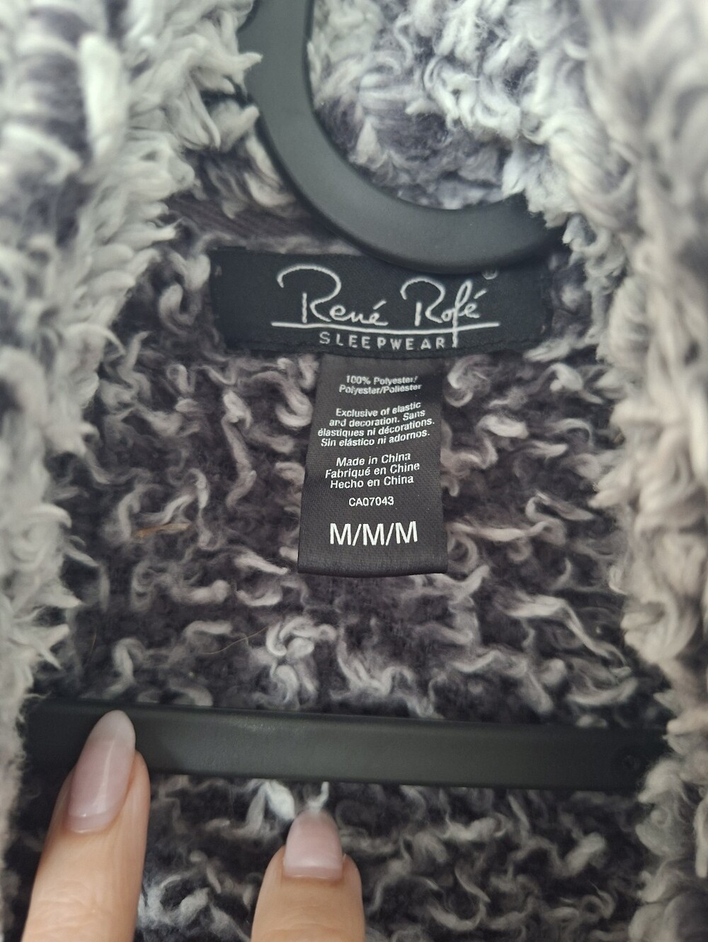 Rene Rofe Sleepwear - Plush Robe - Picture 2 of 3